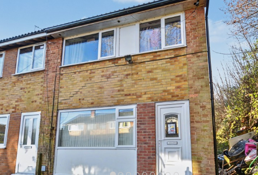 Full Renovation required in Bradford photo